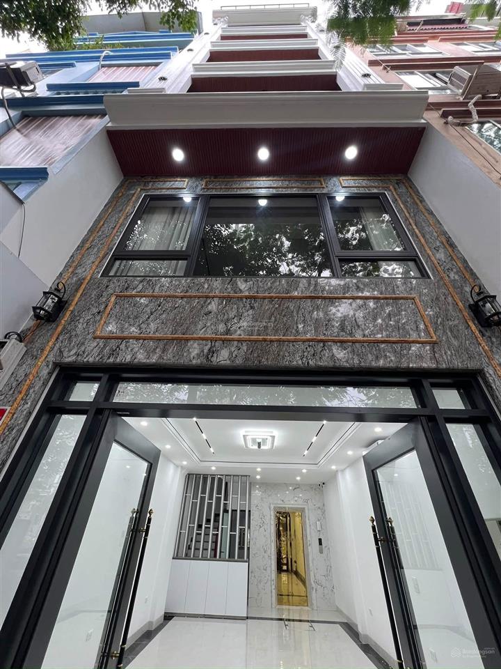 10m ra phố bạch mai, ngõ thông kinh doanh, nhà đẹp, thang máy, tặng full nội thất xịn. 36m*5t *6,9t