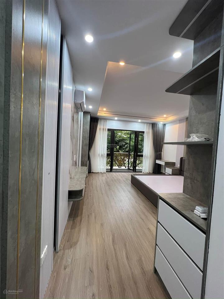 10m ra phố bạch mai, ngõ thông kinh doanh, nhà đẹp, thang máy, tặng full nội thất xịn. 36m*5t *6,9t
