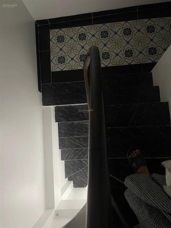 Gần phố bạch mai, ngõ nông thông thoáng, lô góc nhà đẹp 2 thoáng, nt xịn sò. 50m*5t*8,5 tỷ có tl.