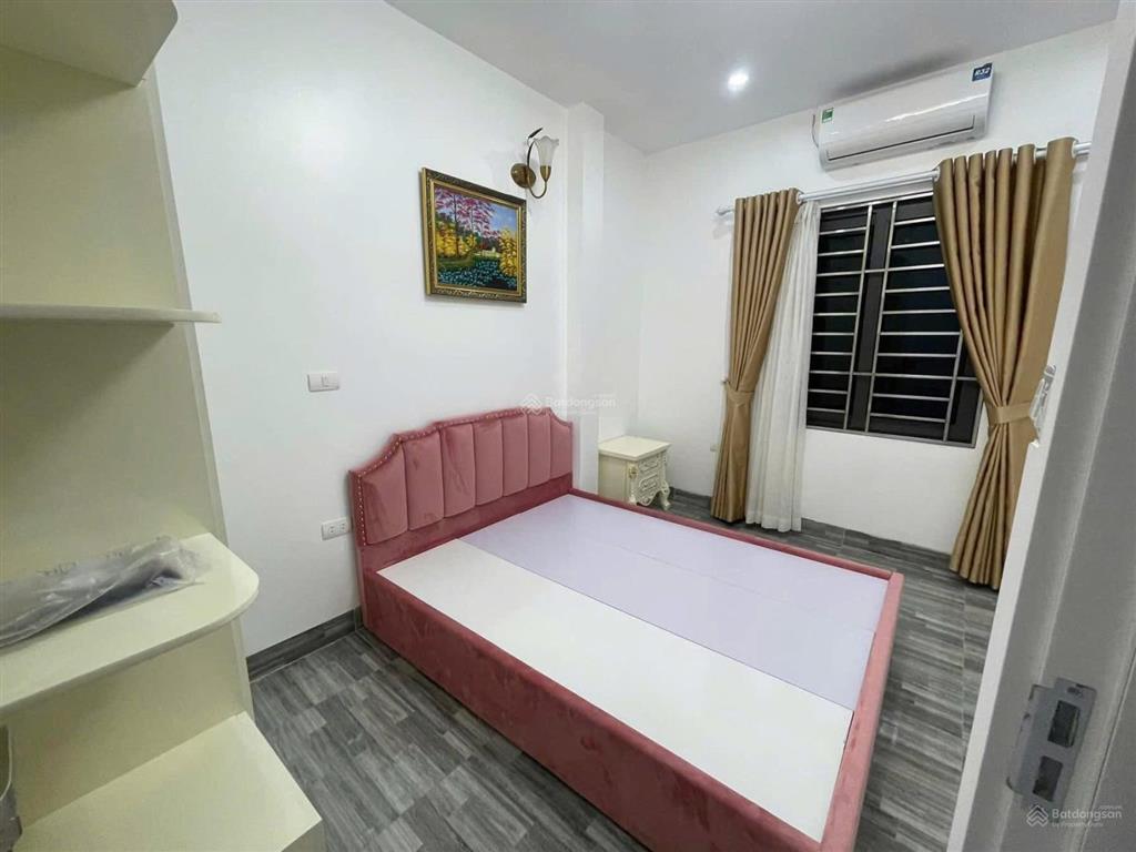 Gần phố bạch mai, ngõ nông thông thoáng, lô góc nhà đẹp 2 thoáng, nt xịn sò. 50m*5t*8,5 tỷ có tl.