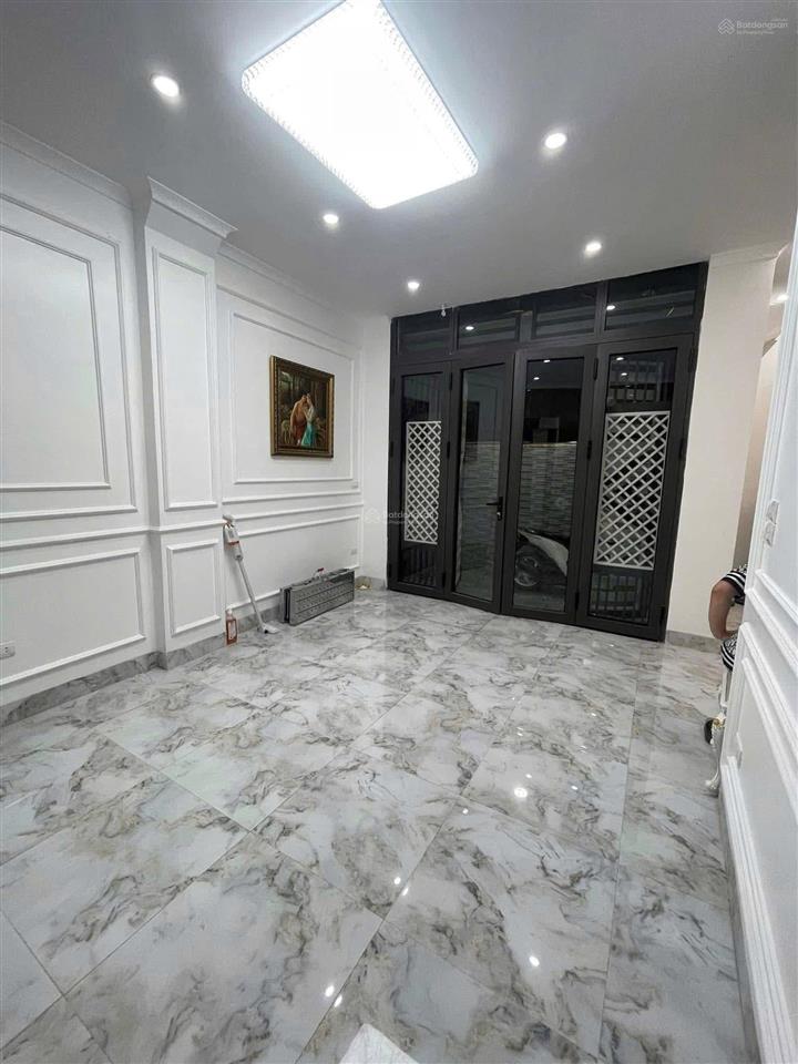 Gần phố bạch mai, ngõ nông thông thoáng, lô góc nhà đẹp 2 thoáng, nt xịn sò. 50m*5t*8,5 tỷ có tl.