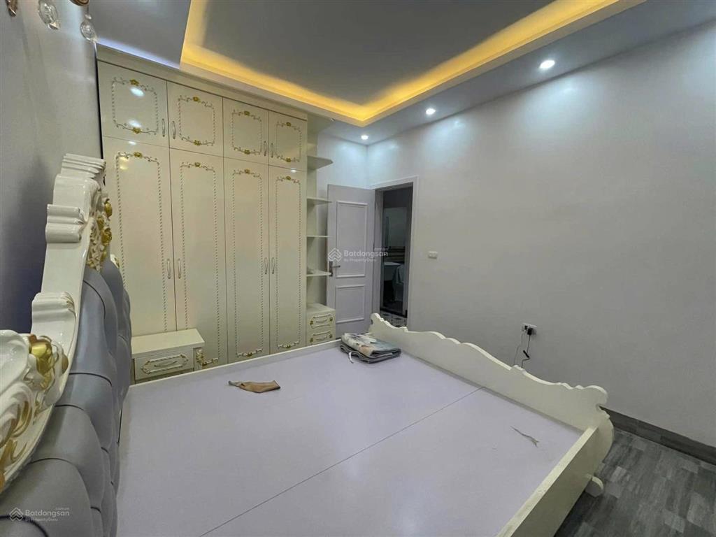 Gần phố bạch mai, ngõ nông thông thoáng, lô góc nhà đẹp 2 thoáng, nt xịn sò. 50m*5t*8,5 tỷ có tl.