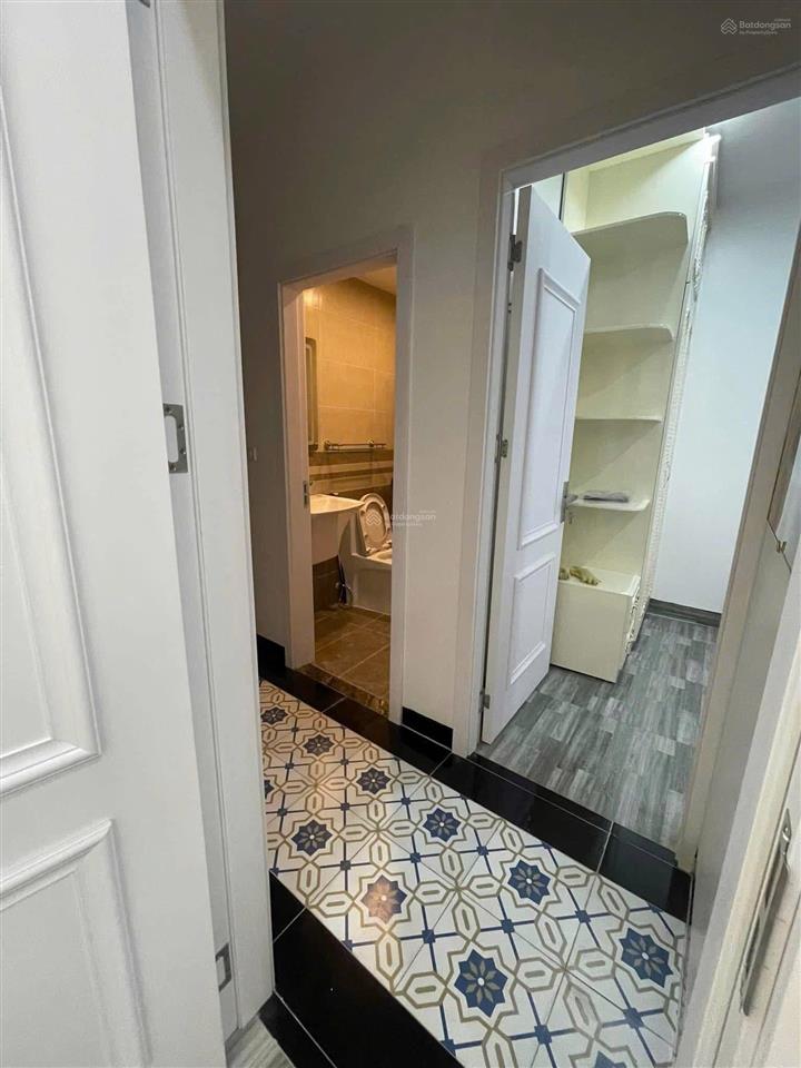 Gần phố bạch mai, ngõ nông thông thoáng, lô góc nhà đẹp 2 thoáng, nt xịn sò. 50m*5t*8,5 tỷ có tl.