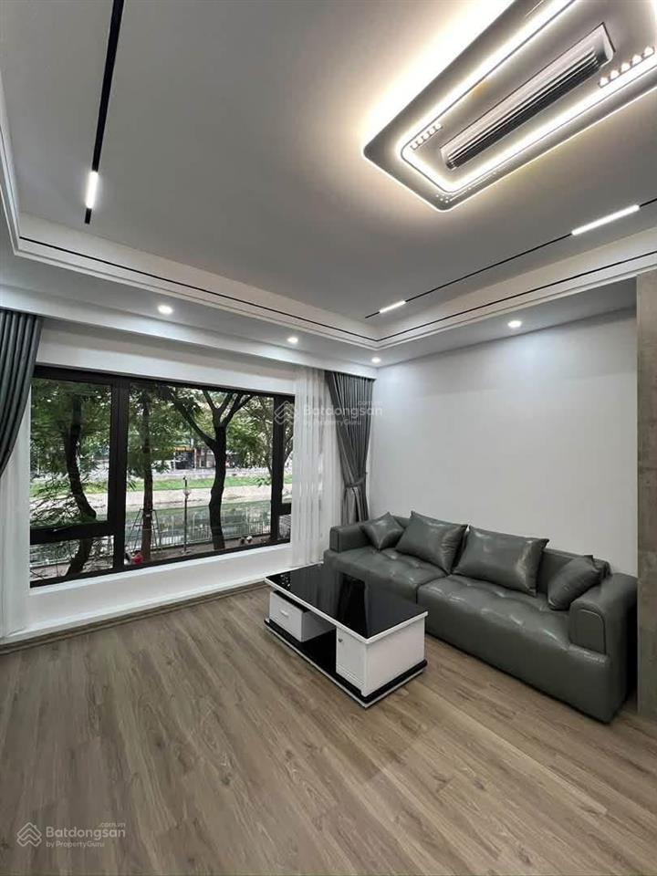 Cực hiếm nhà minh khai, thang máy, ô tô đỗ cửa, tặng nội thất xịn, nhà mới. 36m*5t, giá 7,5 tỷ.