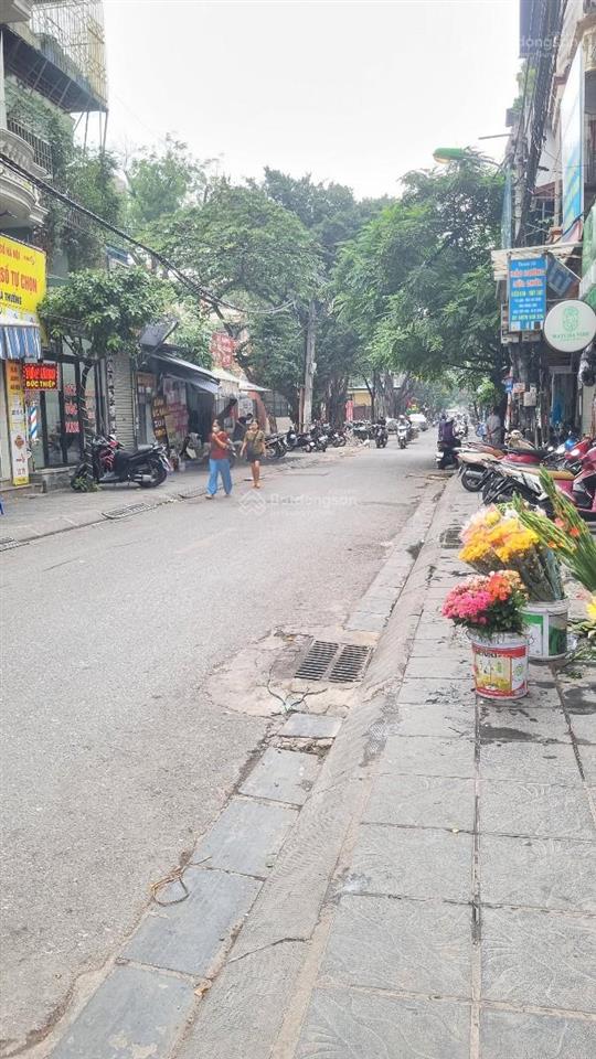 Ngõ to như phố minh khai, thang máy, nhà mới, chủ tặng full nt, thang máy, dt 41m*6t, giá 9.9 tỷ.
