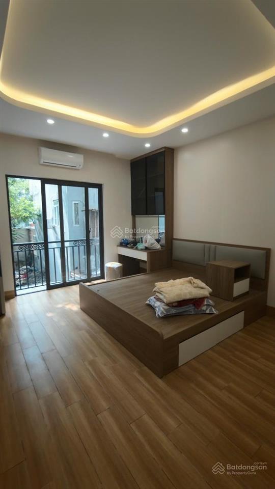 Ngõ to như phố minh khai, thang máy, nhà mới, chủ tặng full nt, thang máy, dt 41m*6t, giá 9.9 tỷ.