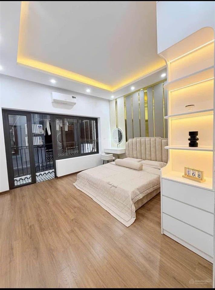 Gần ô tô tránh phố dương văn bé, ngõ thông kinh doanh tốt. thang máy, tặng full nt, 48m*5t giá 8 tỷ