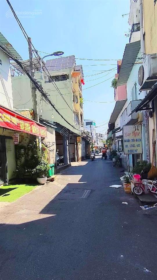 Bán đất tặng nhà gần mt quang trung chợ hạnh thông tây 96 m2 ngang (6.4x15.4) mà có 9.9 tỷ còn tl