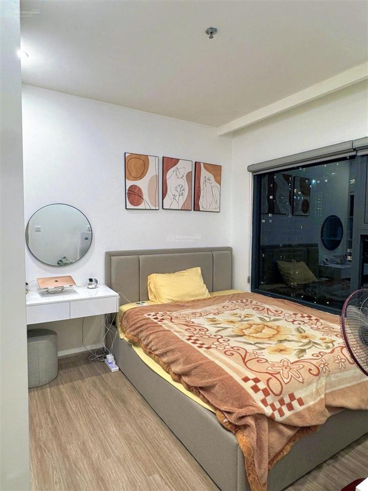 Căn hộ 2pn  72m five star kim giang đẹp lung linh còn rất mới  full nội thất giá 5 tỷ