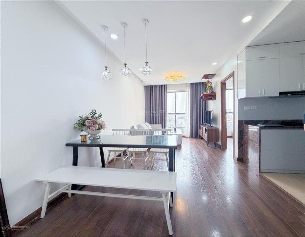 Hàng hiếm căn hộ 2pn mới đẹp full nội thất chung cư five star kim giang  6 tỷ