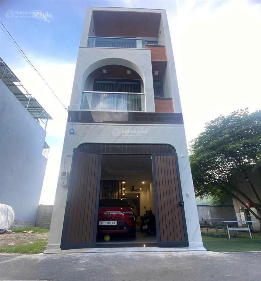 Nhà 3 tầng cây keo tam bình 4x13m full nội thất xịn gara ô tô giá 7,15 tỷ tl