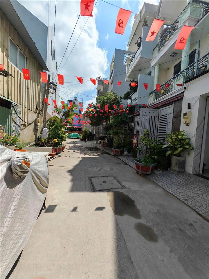 Đất đẹp hẻm 7m ô tô thông lê văn chí cách metro 1km, 62.9m², khu dân trí cao, giá tốt 5.85 tỷ