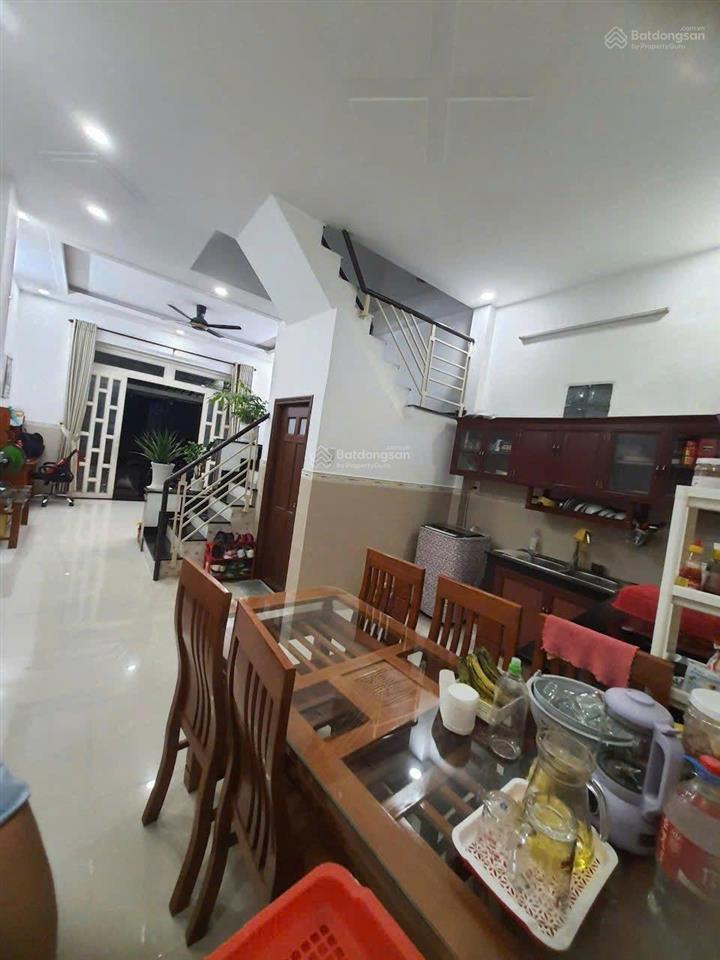 Bán nhà 3 tầng hxh 7m đường số 6 linh xuân  gần phạm văn đồng, làng đhqg