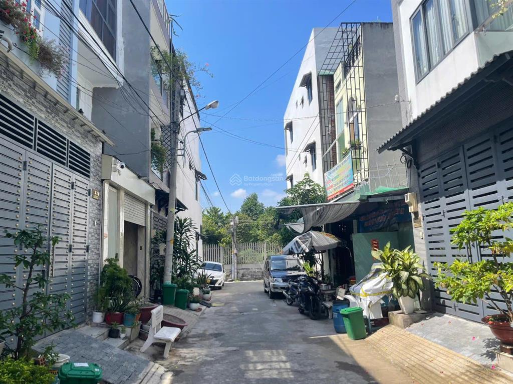 Đẳng cấp an cư nhà phố 3 tầng quốc lộ 13  sân bóng, trường quốc tế kề bên.
