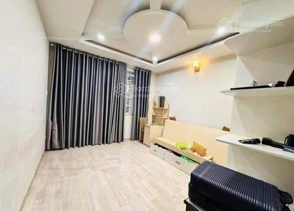 Chủ ngộp  giảm 150tr  chỉ 4.8 tỷ nhà linh tây 2 mặt hẻm ô tô