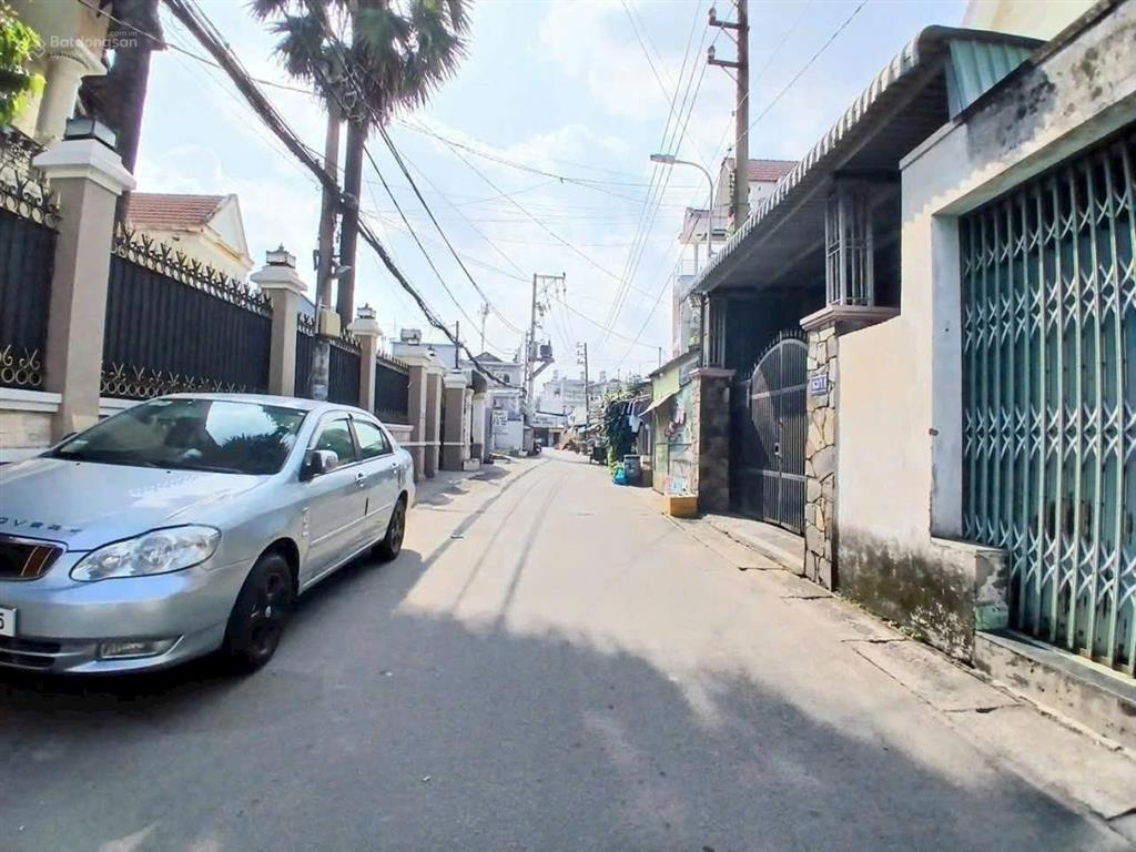 Dãy trọ đường nhựa 10m linh xuân  diện tích 147,3m2 (6.07m x 24.7m)  thu nhập 14tr/tháng