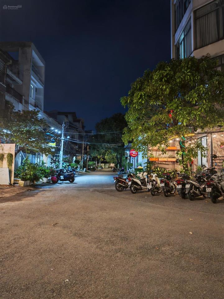 Giá tốt đất 100m2 hẻm ô tô đường 9, linh trung khu trung tâm xây 1 trệt 4 lầu  cạnh hoàng diệu 2