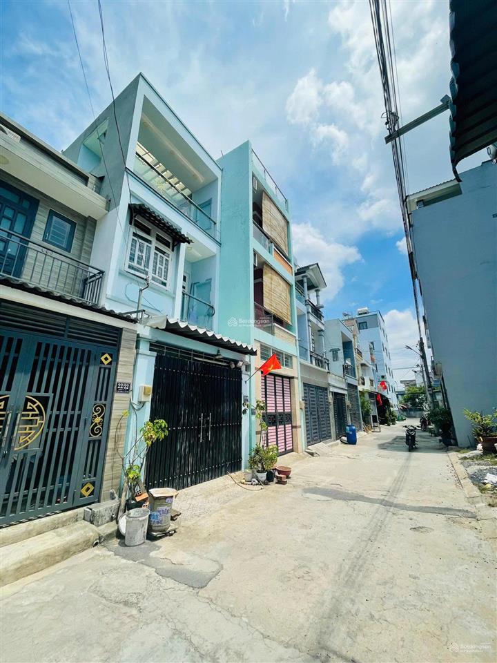 Hạ giá 600tr chỉ còn 6.6 tỷ lô đất 76m2 hxh ngay cạnh ga metro  ngã tư thủ đức