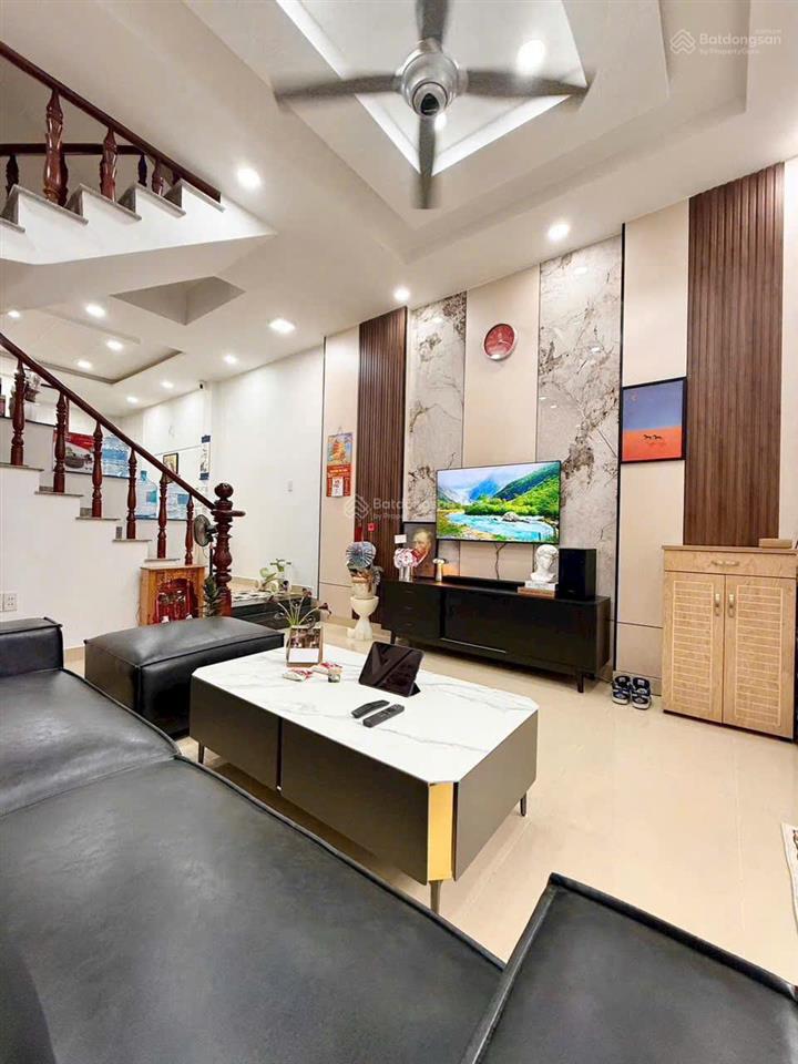 7,5 tỷ sở hữu nhà phố 3 tầng hiệp bình phước shr, giá còn tl tốt  sát quốc lộ 13, vạn phúc