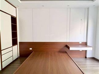 Hiếm! cổ nhuế, 52m2, 3 ngủ, cách ô tô tránh 5m. giá 9 tỷ có tl