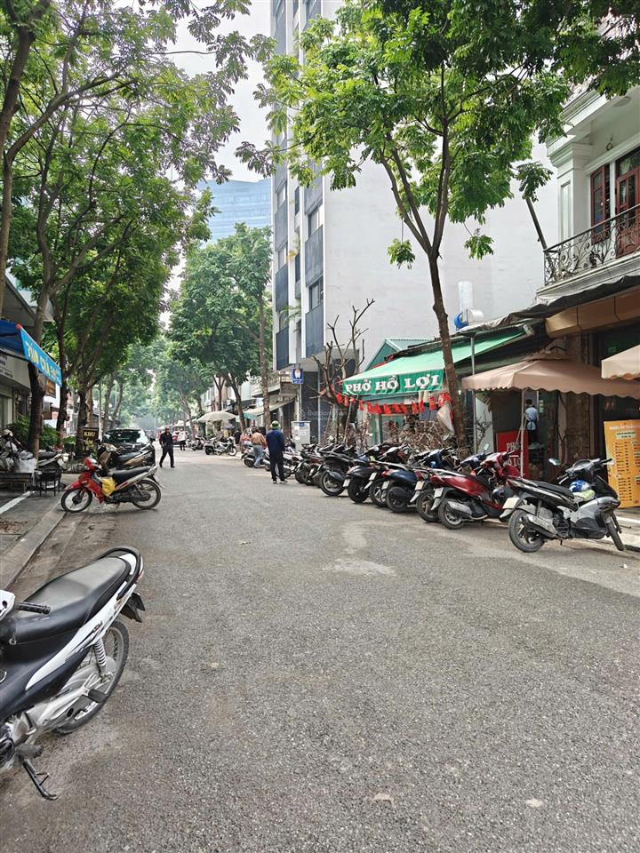 Bán nhà phú thượng, giáp phở hồ lợi, 60 m2, 4 tầng dân xây, ô tô đỗ cửa, ở ngay