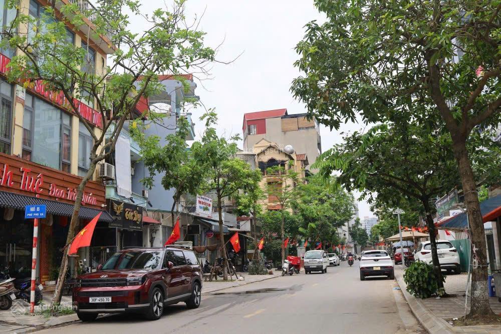 Bán nhà phú thượng, giáp phở hồ lợi, 60 m2, 4 tầng dân xây, ô tô đỗ cửa, ở ngay