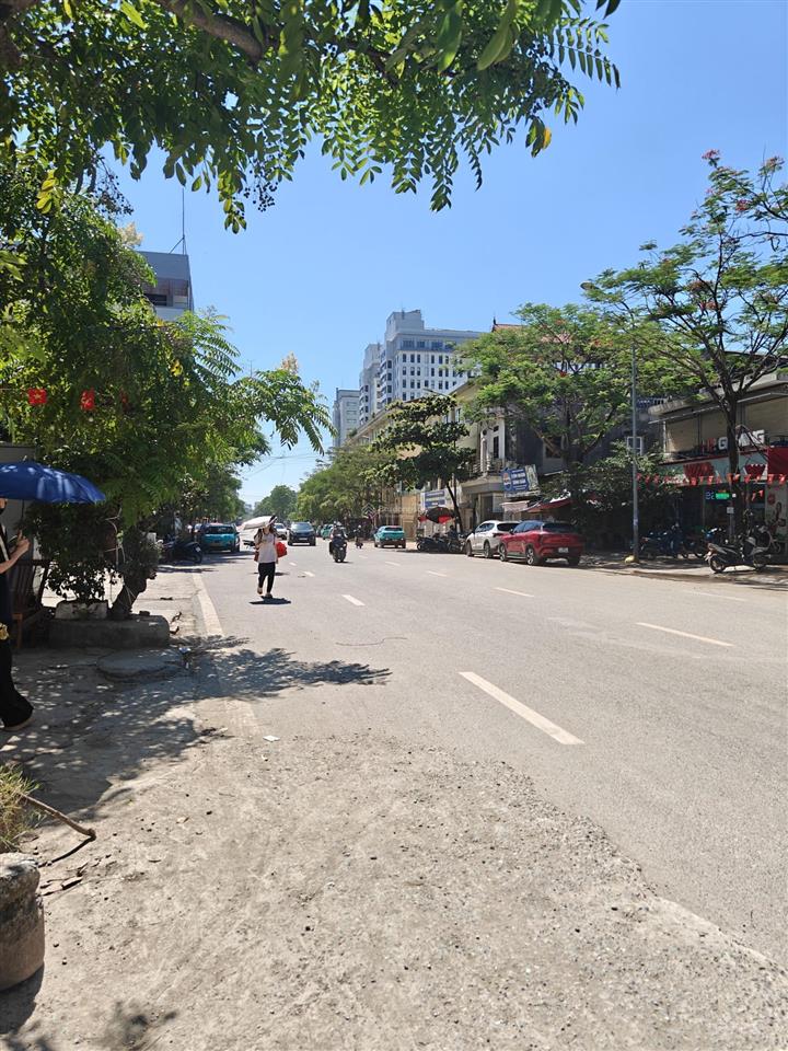 Siêu hiếm, cổ nhuế, 32m2, mặt tiền 5m, chỉ 4.3 tỷ, k quy hoạch