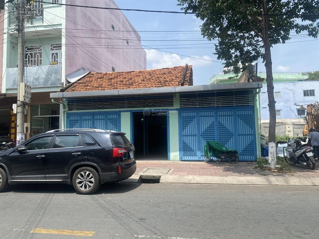 Chính chủ cho thuê nhà + đất mặt tiền số 4 nguyễn trung trực, phường 1, tp tân an, tỉnh long an cũ
