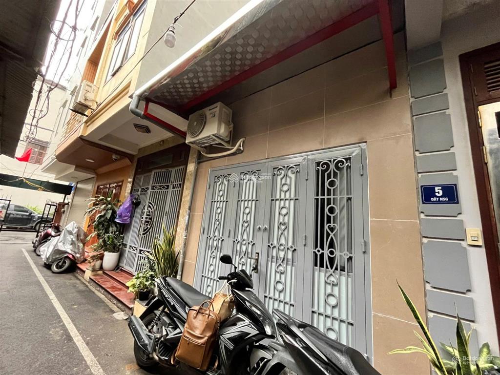 Nhà riêng, không chung chủ, mới xây