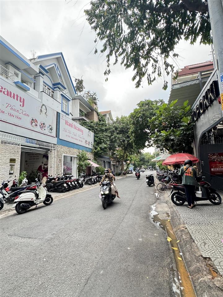 Siêu rẻ! 45 tỷ mt đường hoa phượng + hoa lan 8x25m hầm 4 tầng hđt 150 triệu