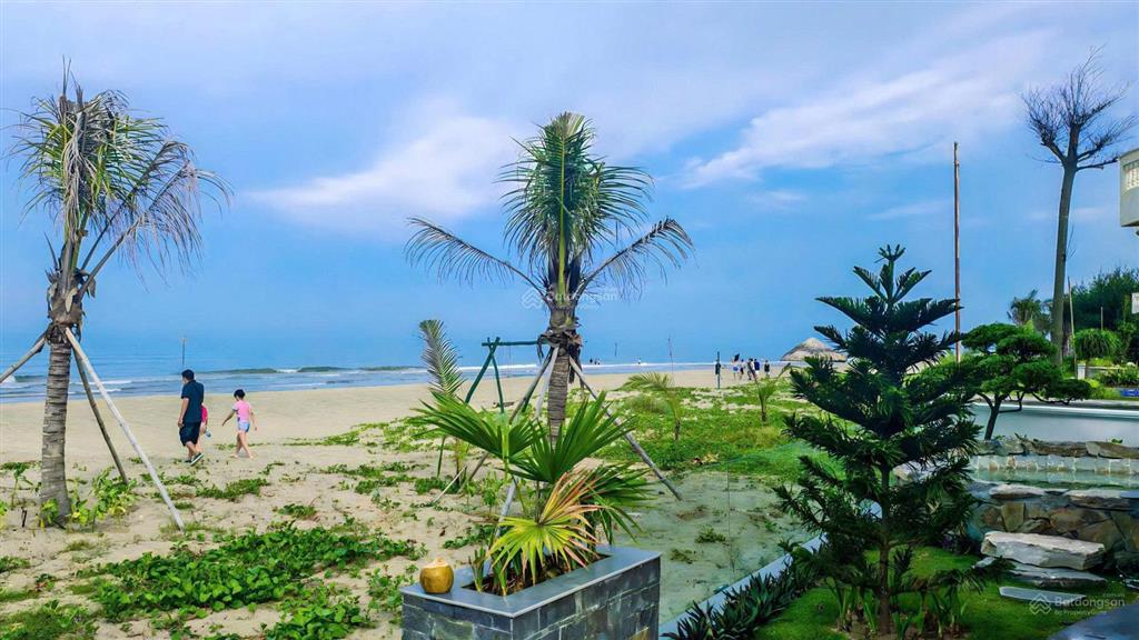Chủ nhà cần bán villa biển hoa tiên, 615m2, căn giáp ngay biển. hoàn thiện mặt ngoài. giá 17tỷ 