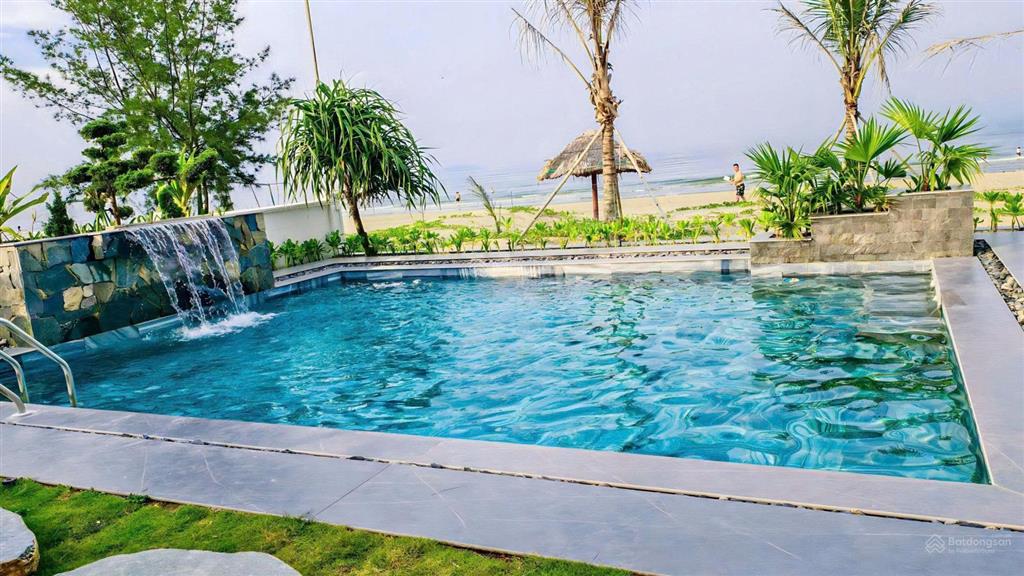 Chủ nhà cần bán villa biển hoa tiên, 615m2, căn giáp ngay biển. hoàn thiện mặt ngoài. giá 17tỷ 