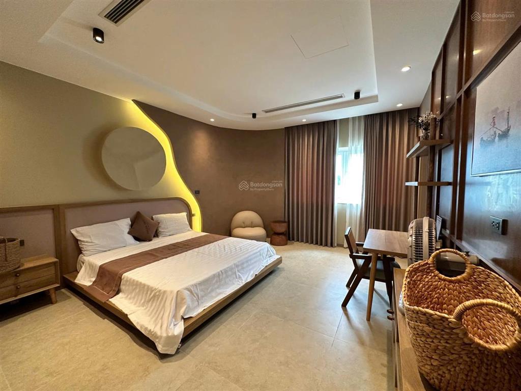 Chủ nhà cần bán villa biển hoa tiên, 615m2, căn giáp ngay biển. hoàn thiện mặt ngoài. giá 17tỷ 