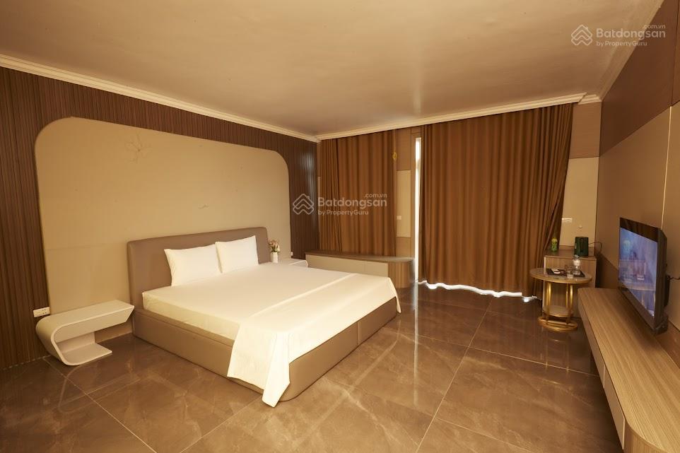 Cần tiền bán rẻ sh0p hoyse mđ hồng lam 25m, view thẳng biển, 110m2, 5x22. giá chỉ 4.7 tỷ.
