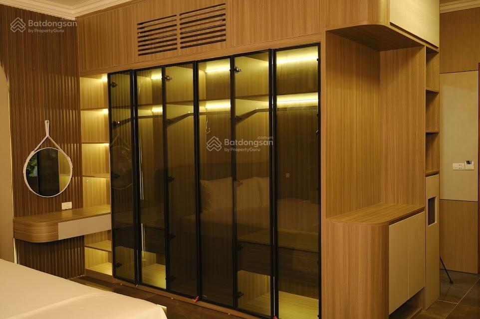 Cần tiền bán rẻ sh0p hoyse mđ hồng lam 25m, view thẳng biển, 110m2, 5x22. giá chỉ 4.7 tỷ.