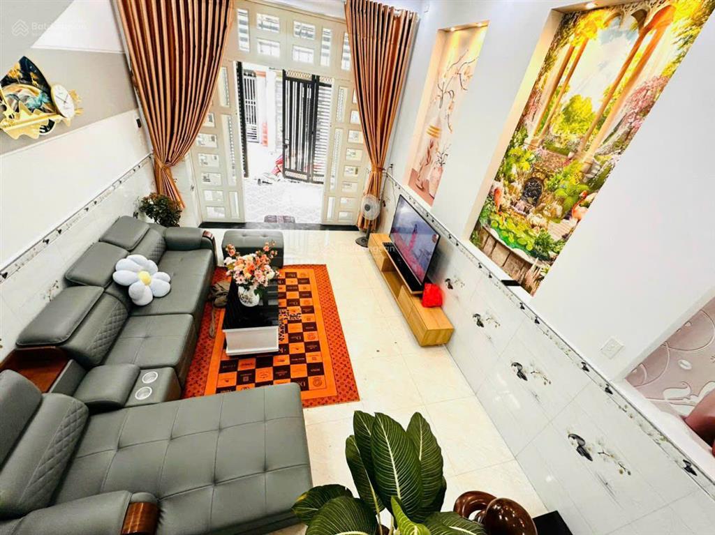 Bán gấp nhà nguyễn trường tộ q4, 2pn  2wc  62m22tỷ500