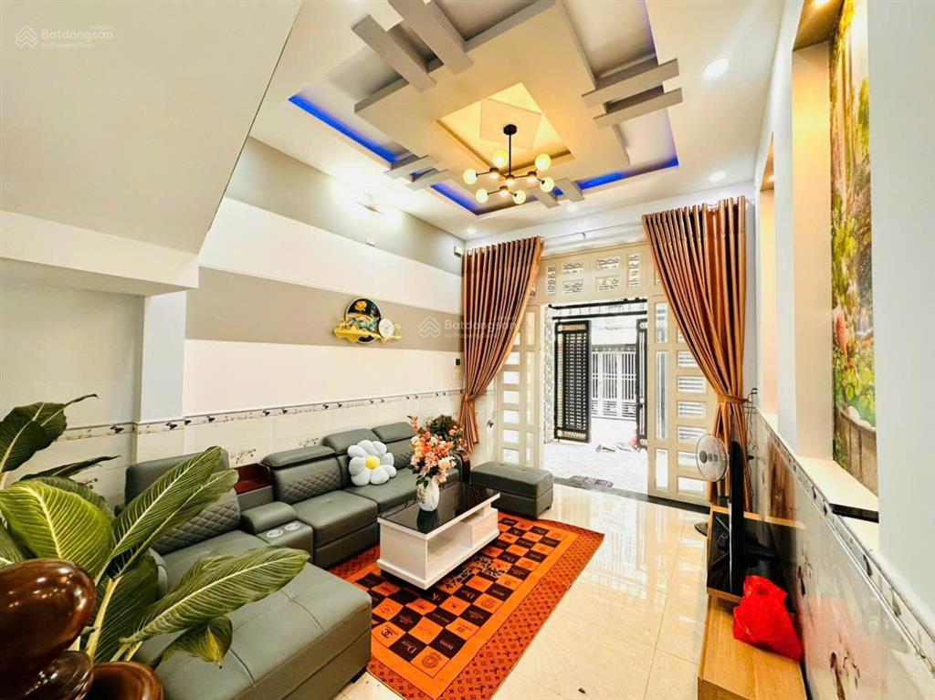 Bán gấp nhà nguyễn trường tộ q4, 2pn  2wc  62m22tỷ500