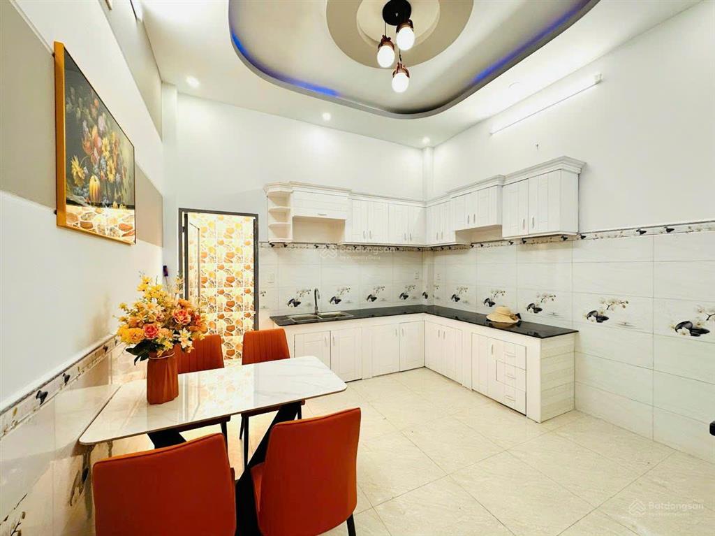 Bán gấp nhà nguyễn trường tộ q4, 2pn  2wc  62m22tỷ500