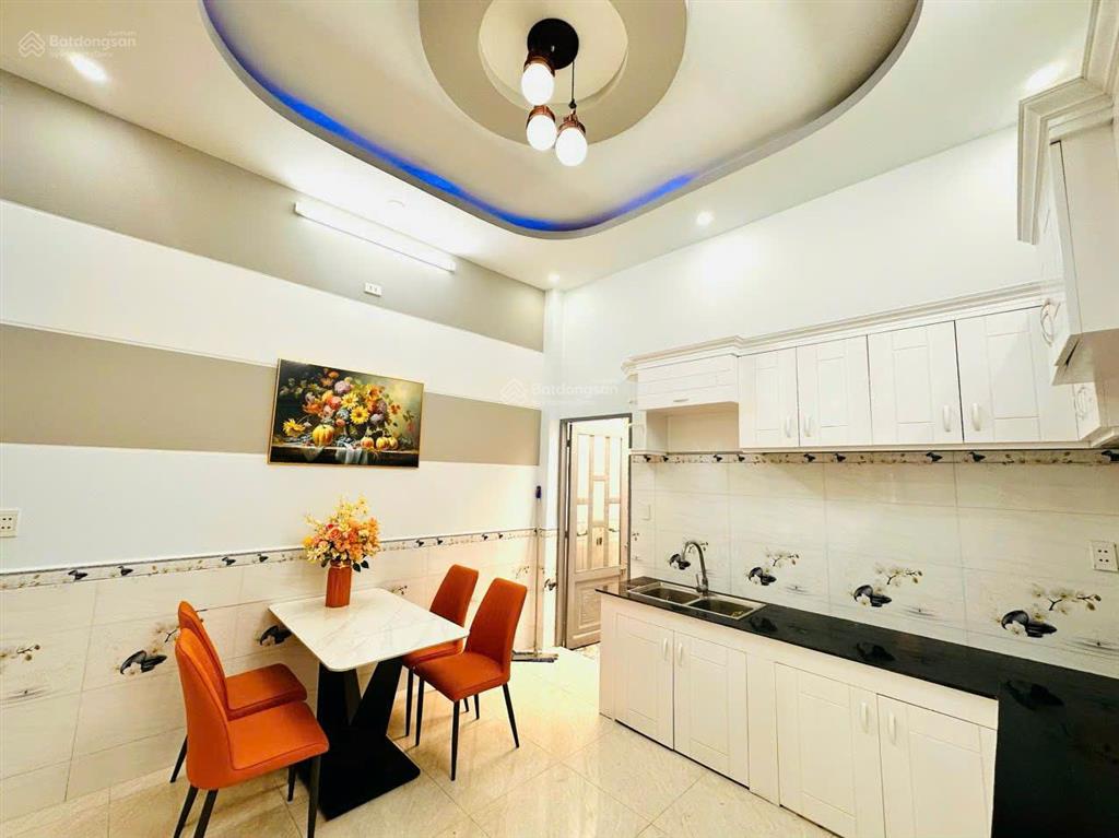 Bán gấp nhà nguyễn trường tộ q4, 2pn  2wc  62m22tỷ500