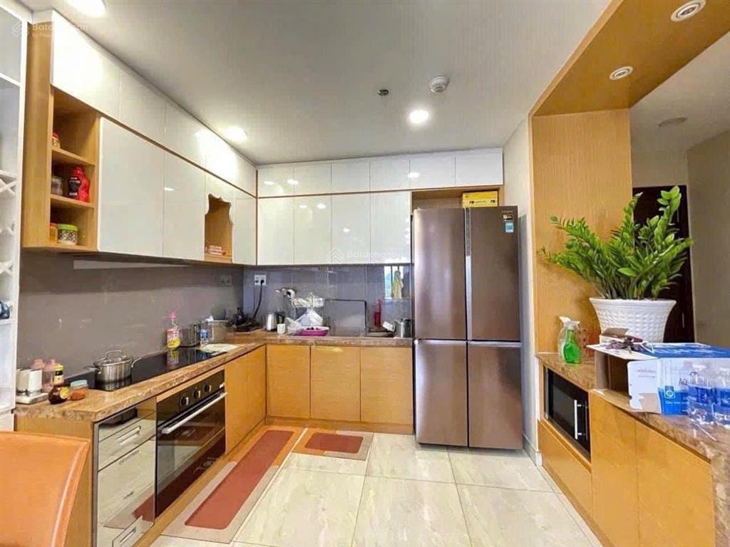 Bán căn hộ botanic tower 2pn2wc68m2