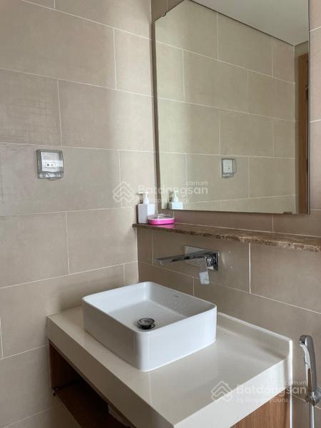 Bán căn hộ rivera park sài gòn 2pn  2wc  80m22tỷ800