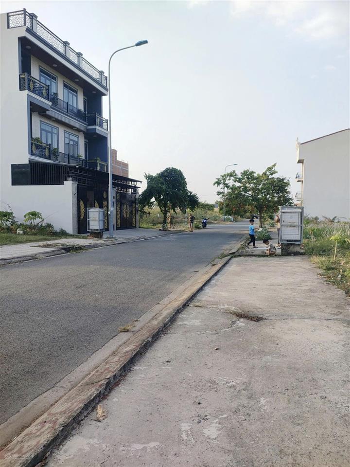 Gấp bán đất! giá tốt nhất khu  kế vinhomes grand park  q9 tp hcm