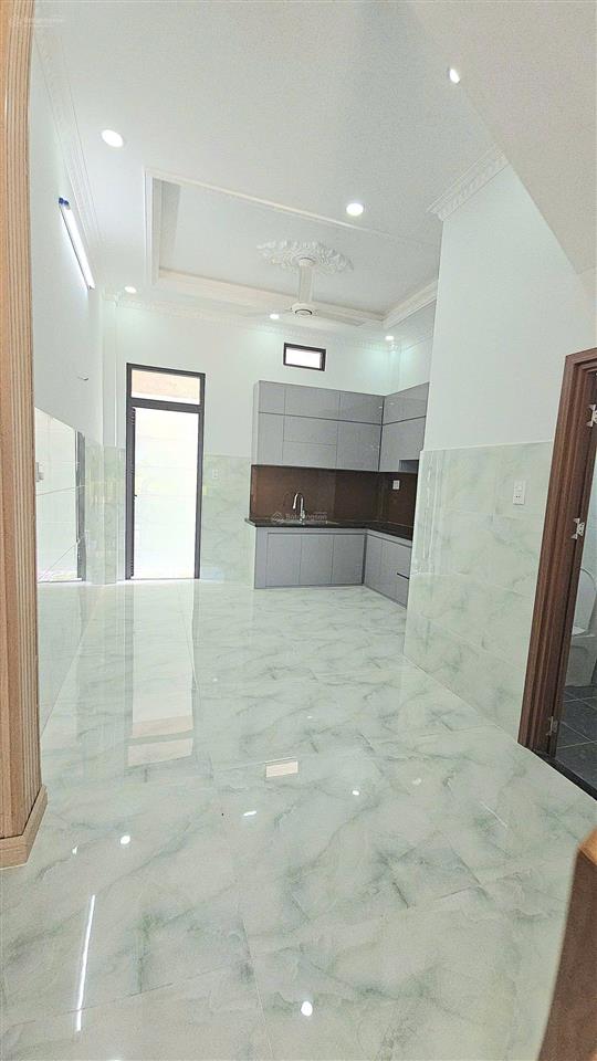 Chỉ 6.79 tỷ sở hữu nhà 3 tầng mới 100% hxh vị trí vàng kế đông tăng long  trường thạnh  ở ngay!