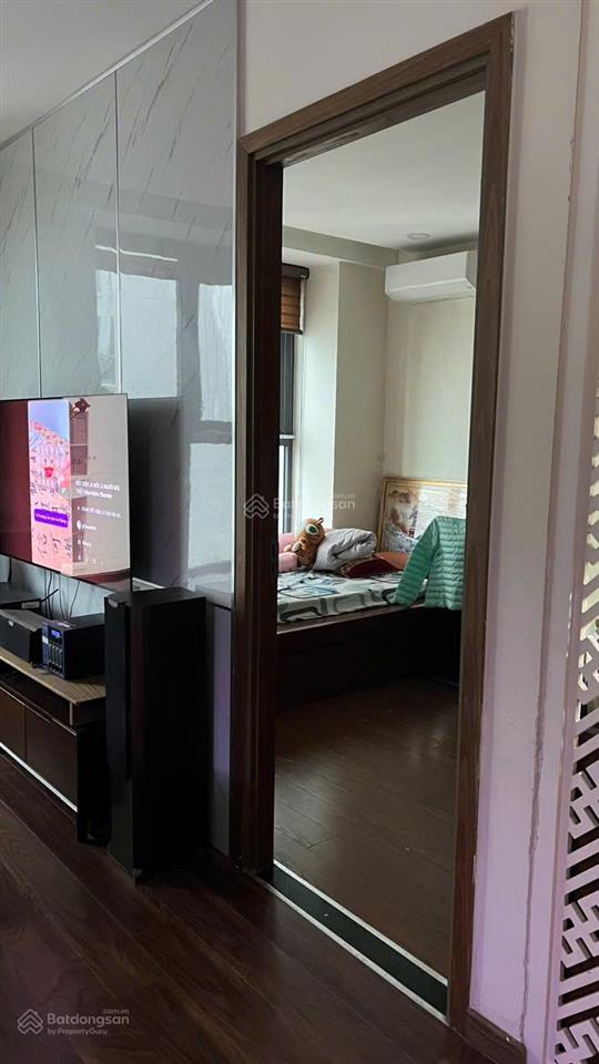 Cho thuê căn hộ cc 3pn, 2wc, 95m2