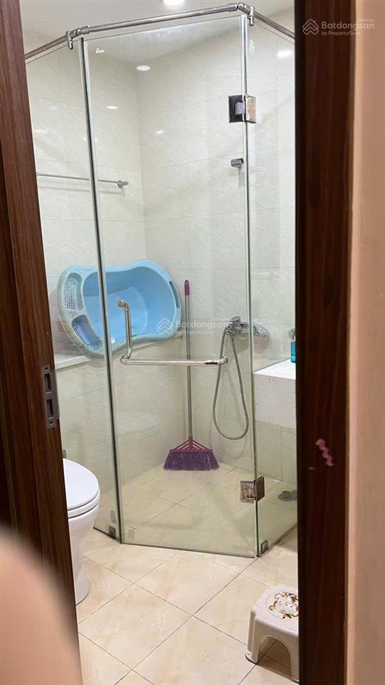 Cho thuê căn hộ cc 3pn, 2wc, 95m2
