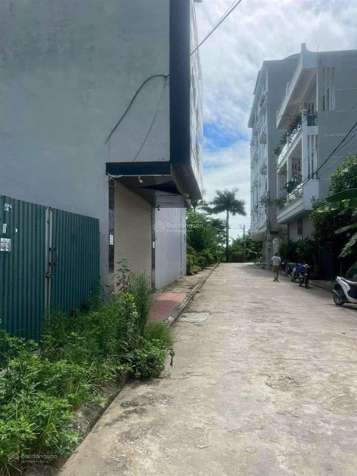Bán đất đấu giá dư dụ i thanh thuỳ  thanh oai  hà nội . ( có nhà xây 2.5 tầng kiên cố chắc ch