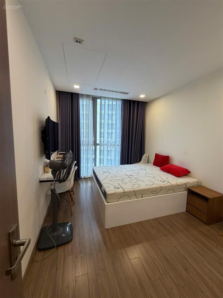 Bán cc 2pn, 2wc tại vinhomes central park, 9,88 tỷ, 88m2 lầu đẹp căn đẹp, view thoáng mát. sẵn sổ