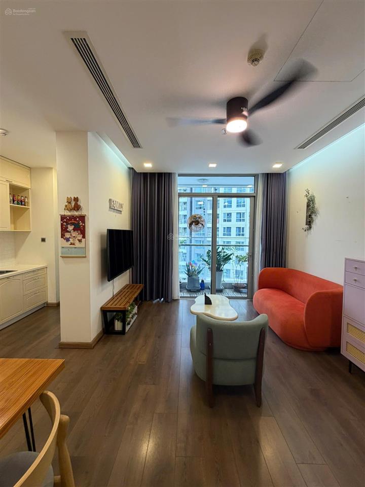 Bán cc 2pn, 2wc tại vinhomes central park, 9,88 tỷ, 88m2 lầu đẹp căn đẹp, view thoáng mát. sẵn sổ