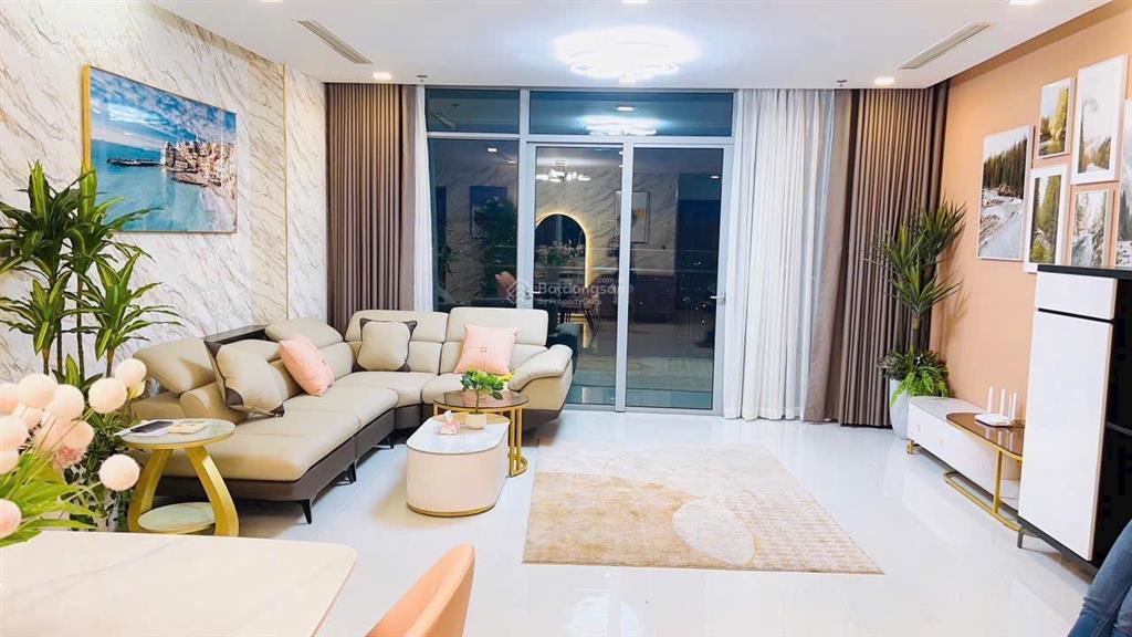 Căn hộ 4pn, 3wc, full cho thuê tại vinhomes central park, 80 triệu, 188m2, hàng hiếm tại bình thạnh