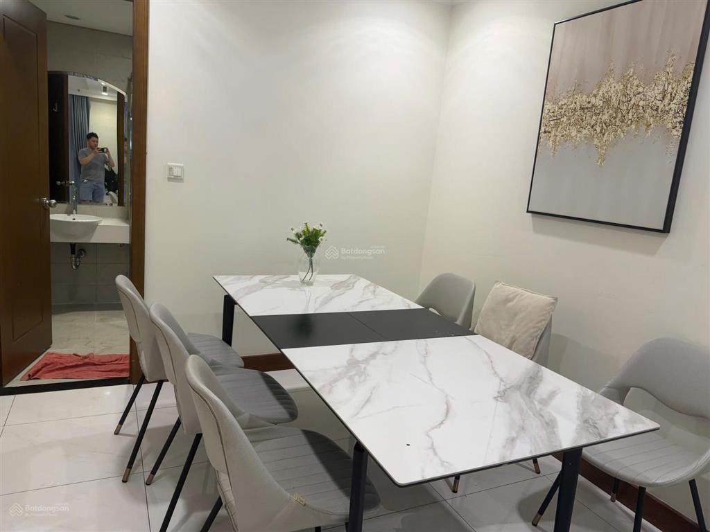 Bán căn hộ vinhomes central park, 13,4 tỷ vnd, 100,6m2, full nt lầu đẹp hàng hiếm tại bình thạnh